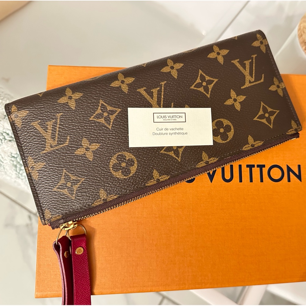 Authentic Lv Monogram Adele Wallet Fuchsia - image 1
